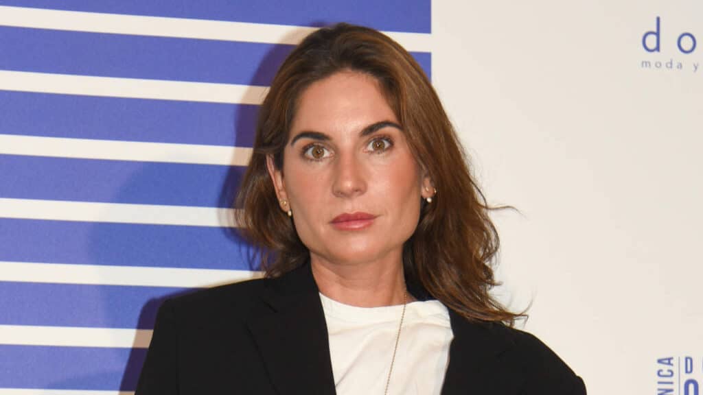 Entrevista exclusiva a Lourdes Montes, diseñadora de moda y madre de dos hijos con Fran Rivera: su familia, personalidades e estrategias para la conciliación entre ambas facetas de vida